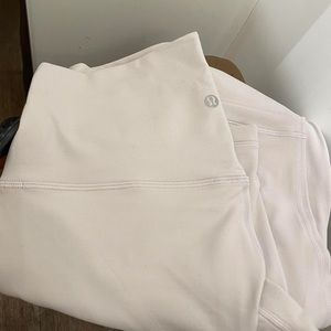 NWOT Lululemon Align Chrome Size 2-28”